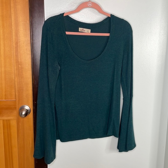 Hollister Bell-Sleeve Sweater - Picture 1 of 3